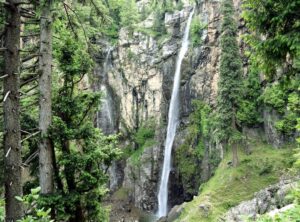 Way to Go Havajazon Waterfall