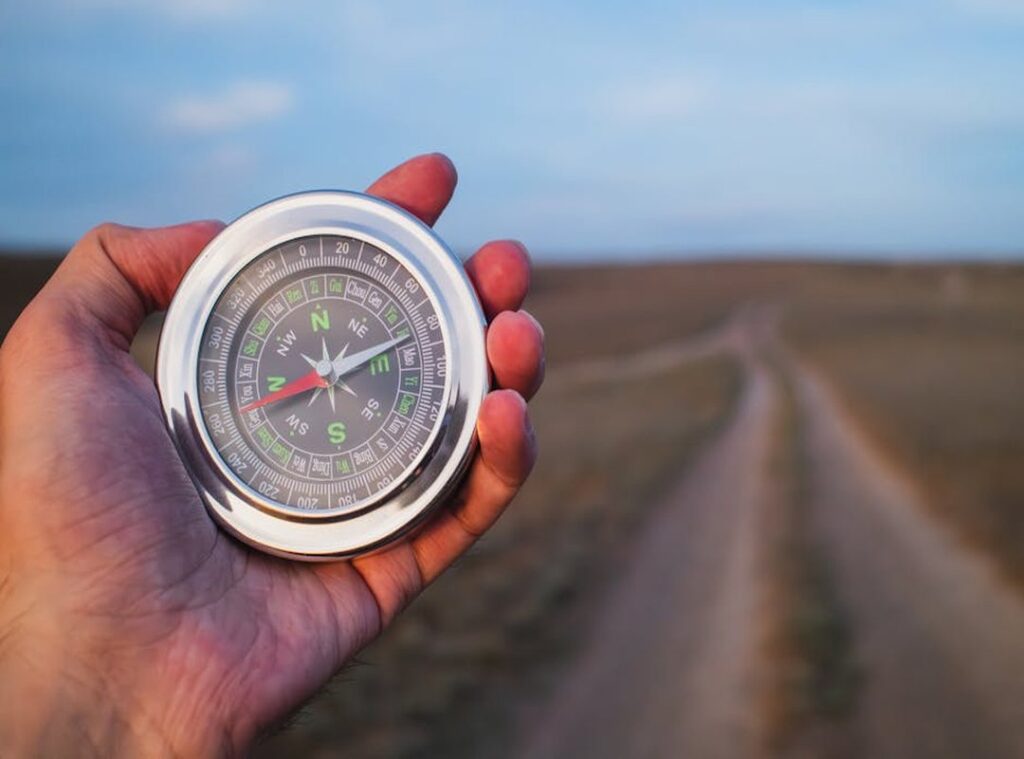 use compass trail navigation